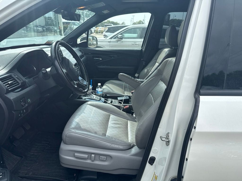 2019 Honda Passport Elite