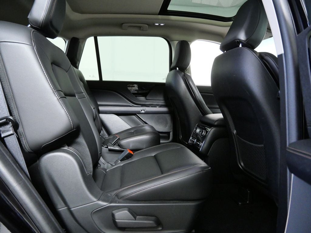 2022 Lincoln Aviator Standard