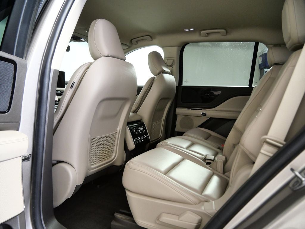 2021 Lincoln Aviator Standard