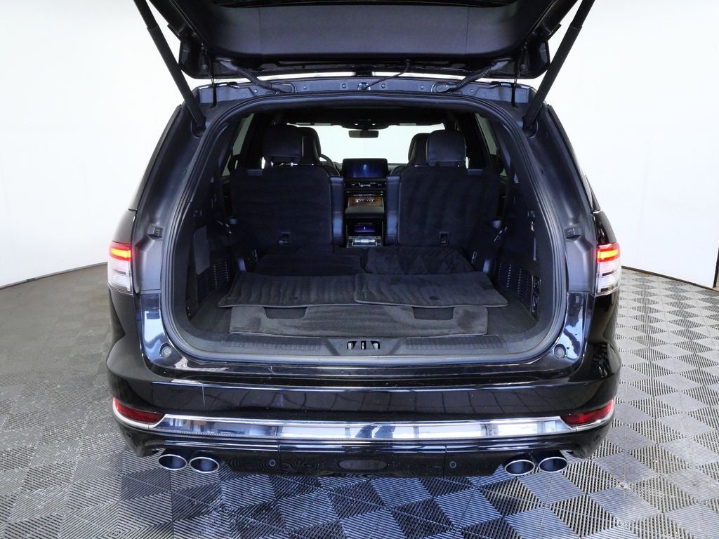 2025 Lincoln Aviator Black Label