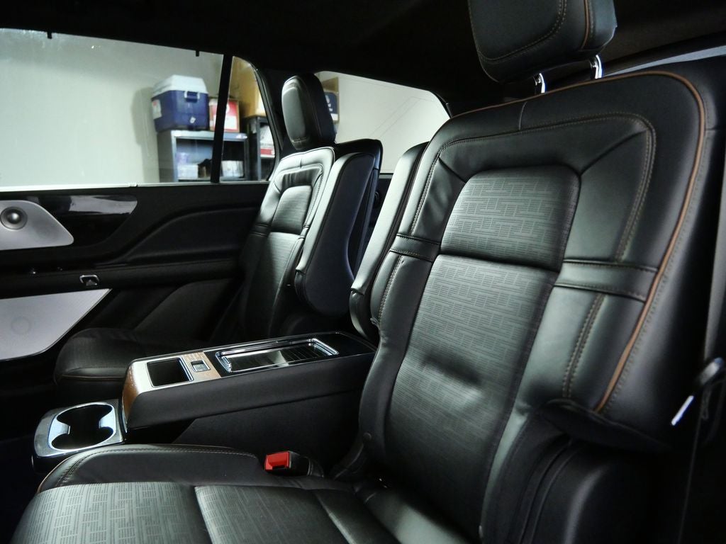 2025 Lincoln Aviator Black Label