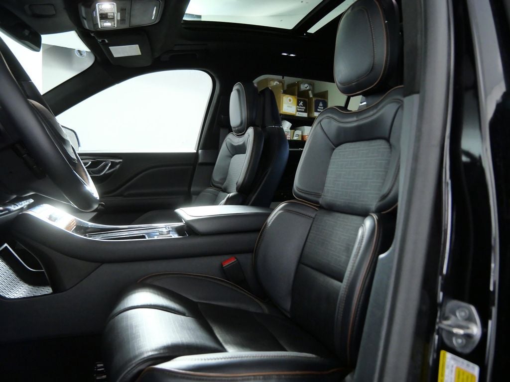 2025 Lincoln Aviator Black Label