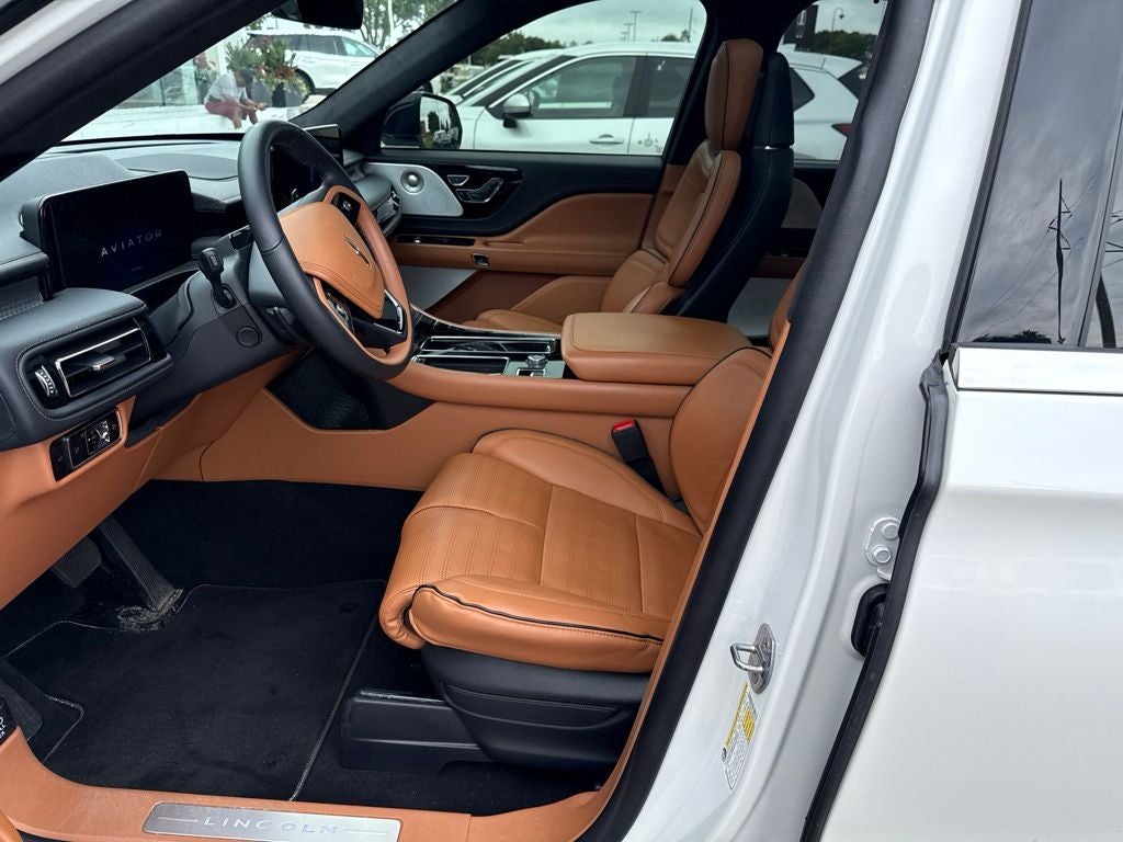 2025 Lincoln Aviator Black Label