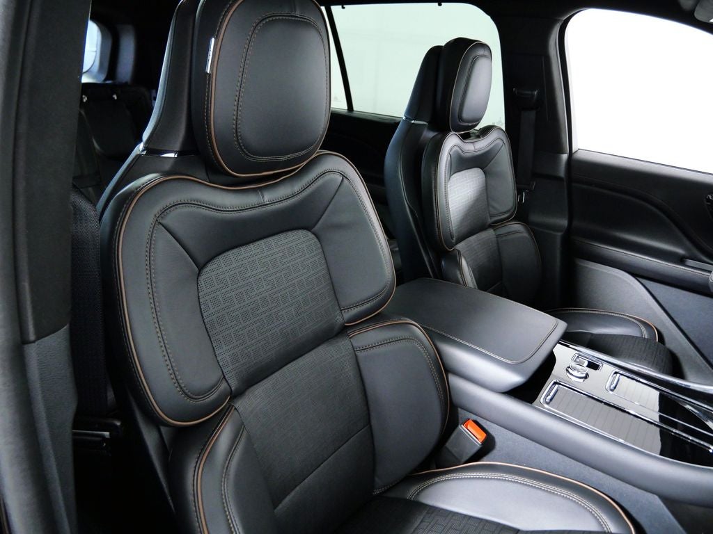 2025 Lincoln Aviator Black Label