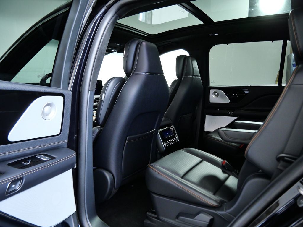 2025 Lincoln Aviator Black Label