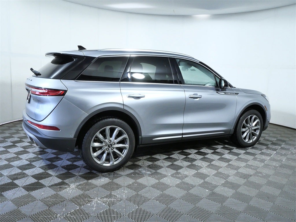 2022 Lincoln Corsair Standard