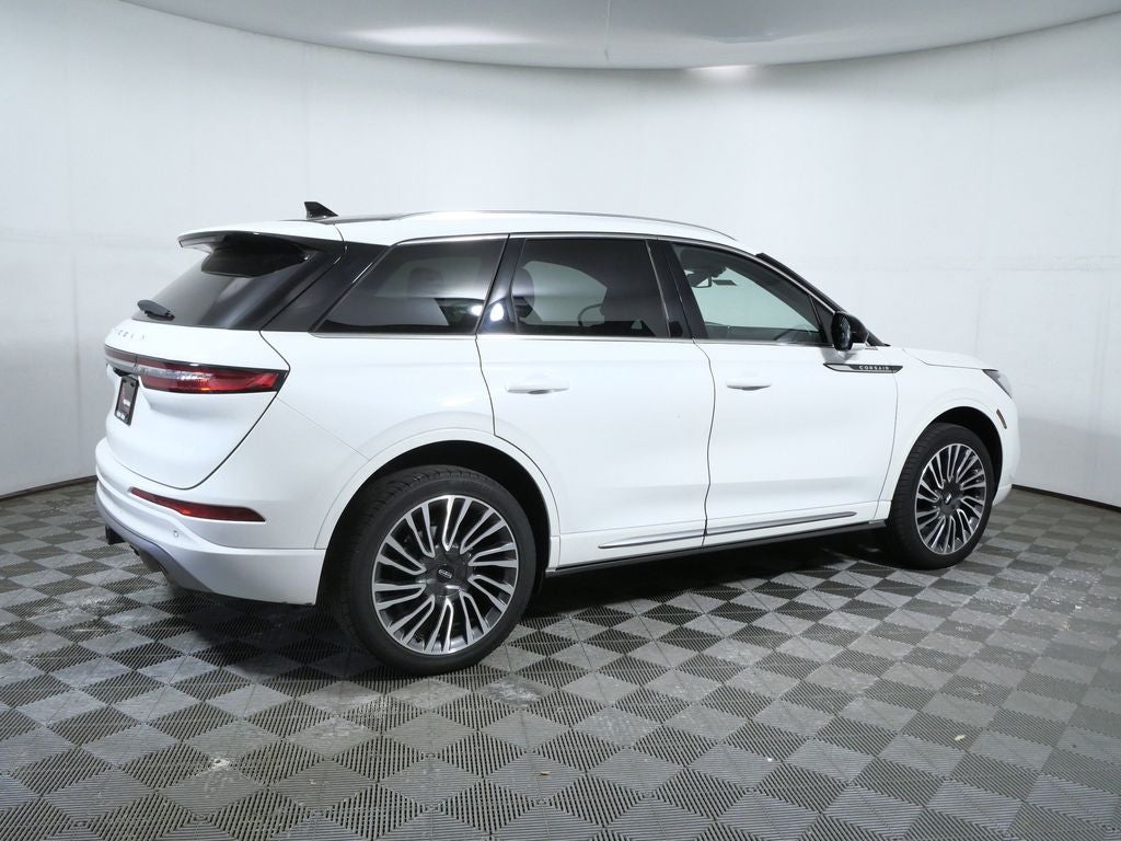 2022 Lincoln Corsair Standard