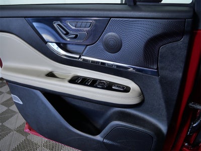 2025 Lincoln Corsair Reserve