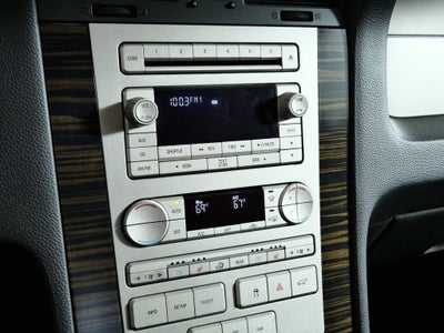 2007 Lincoln Navigator Base