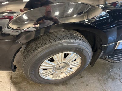 2007 Lincoln Navigator Base