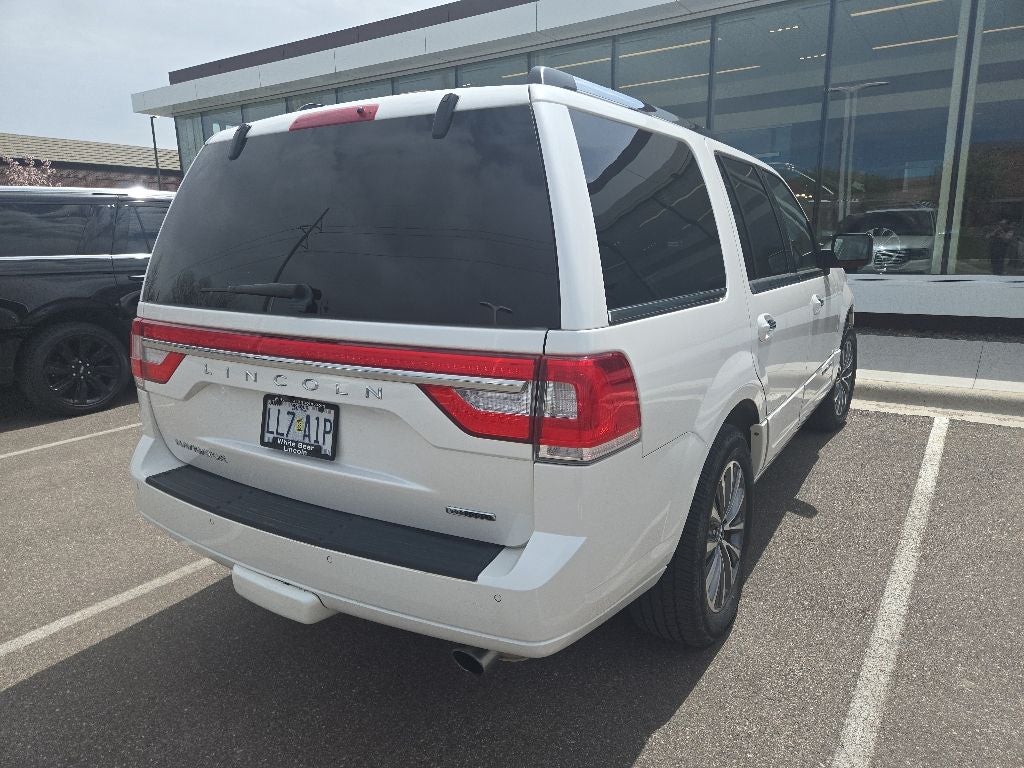 2016 Lincoln Navigator Select