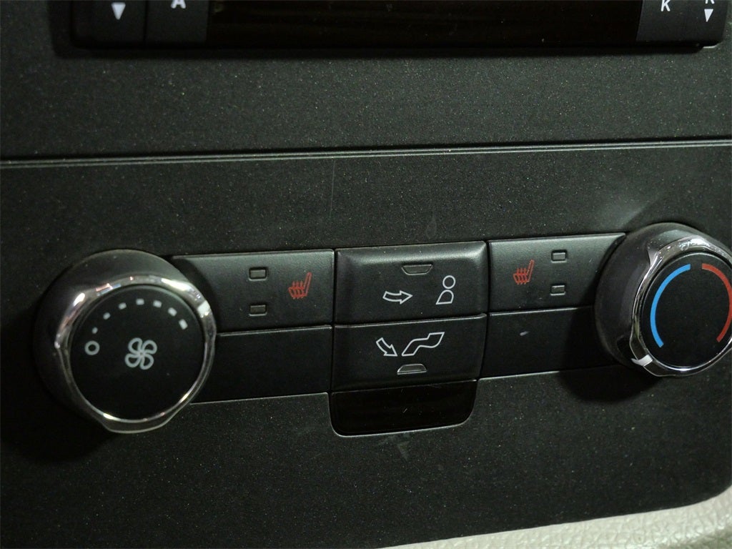 2015 Lincoln Navigator Base