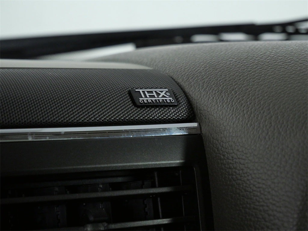 2015 Lincoln Navigator Base