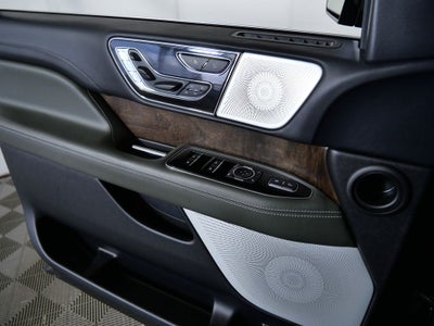 2022 Lincoln Navigator Black Label