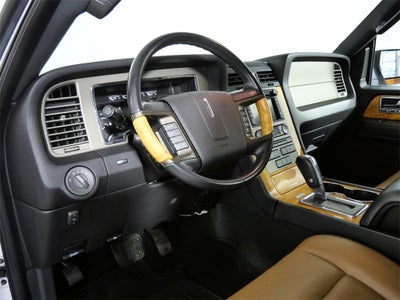 2013 Lincoln Navigator L Base