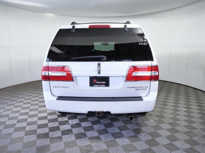 2013 Lincoln Navigator L Base