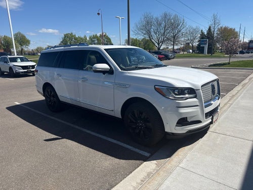 2023 Lincoln Navigator L Reserve