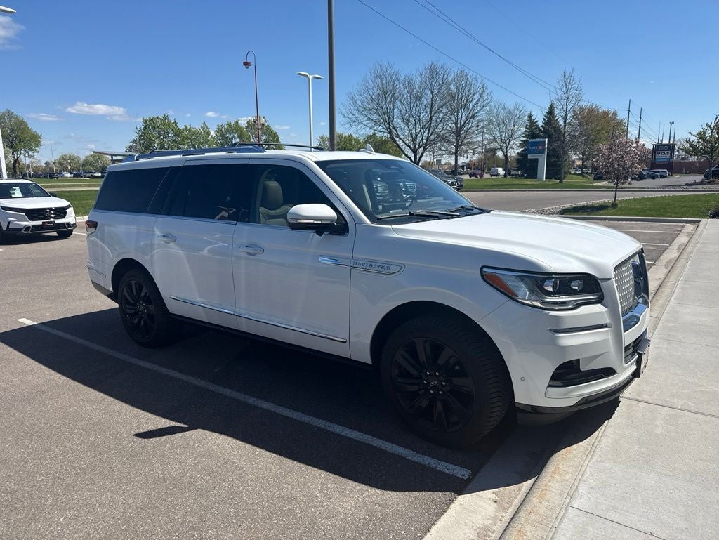 2023 Lincoln Navigator L Reserve