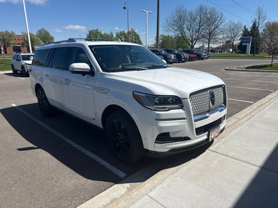 2023 Lincoln Navigator L Reserve