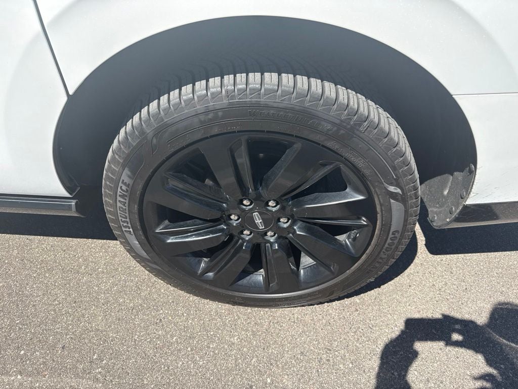 2023 Lincoln Navigator L Reserve