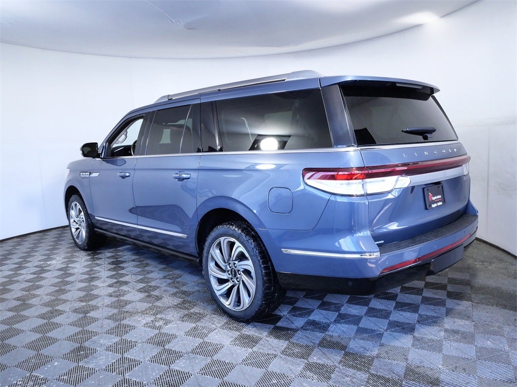 2023 Lincoln Navigator L L Reserve