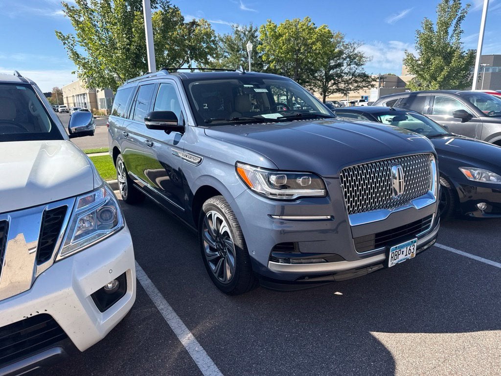 2023 Lincoln Navigator L Reserve