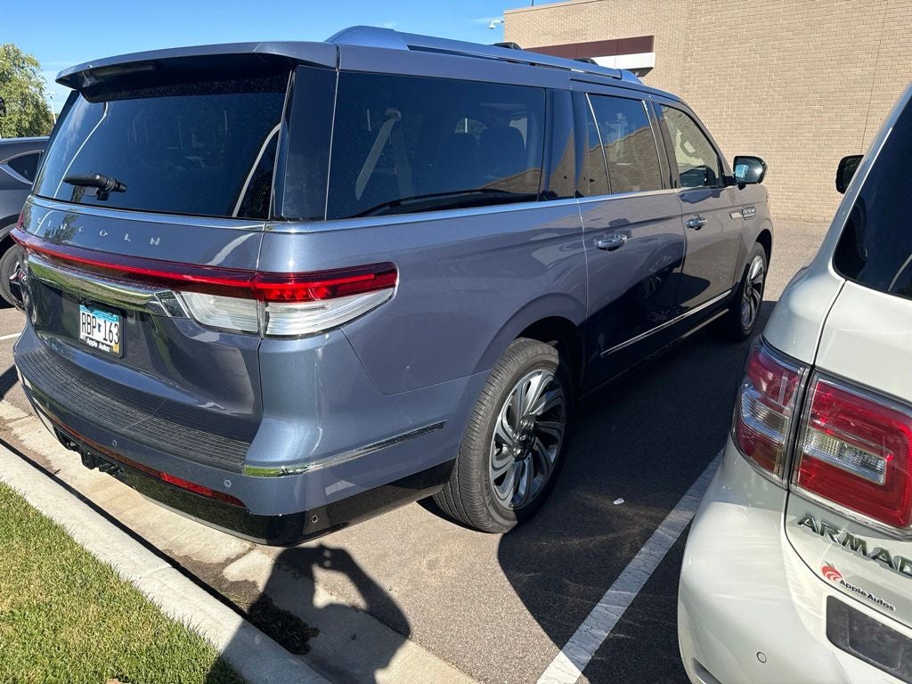 2023 Lincoln Navigator L Reserve