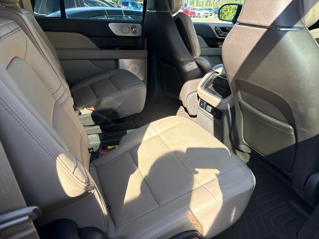 2023 Lincoln Navigator L Reserve