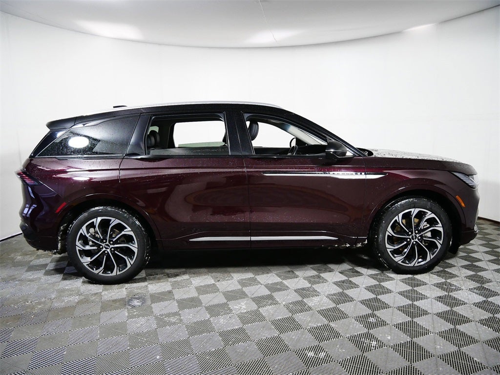 2024 Lincoln Nautilus Reserve