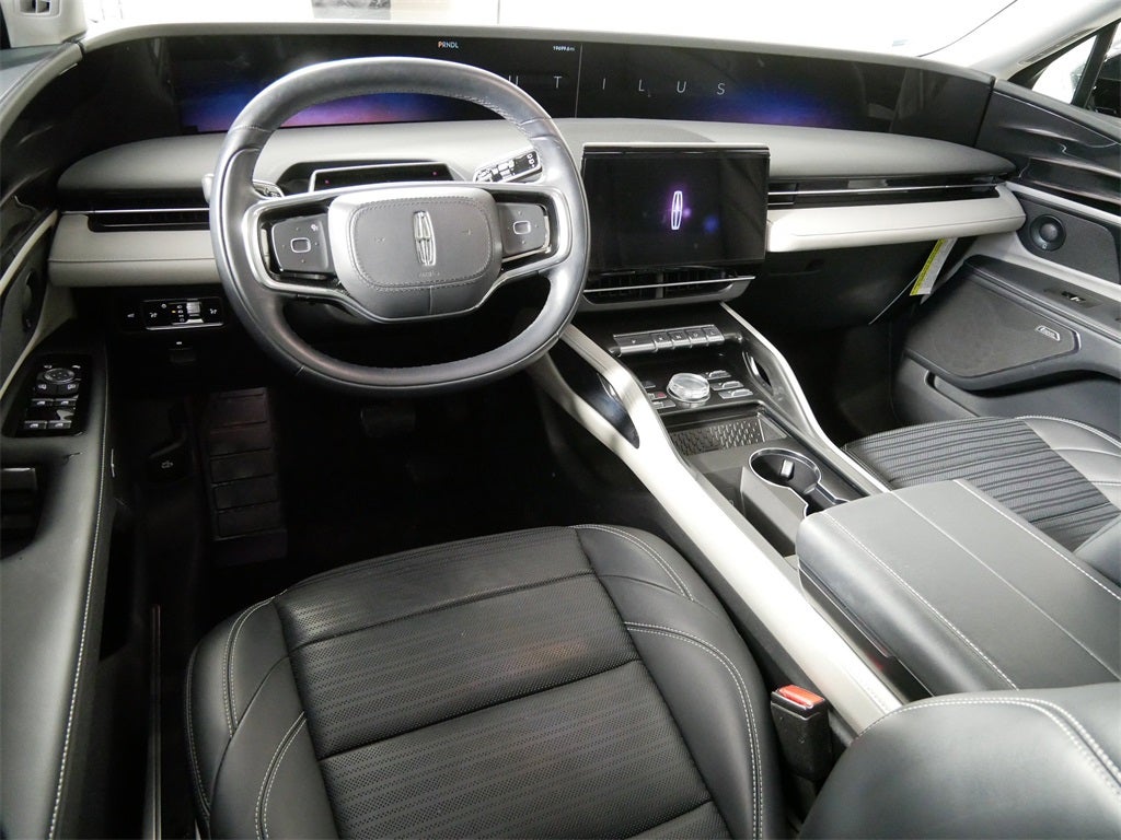 2024 Lincoln Nautilus Reserve