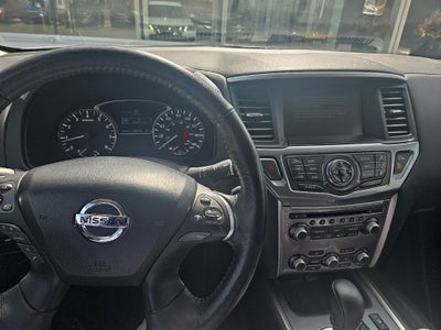 2019 Nissan Pathfinder SL