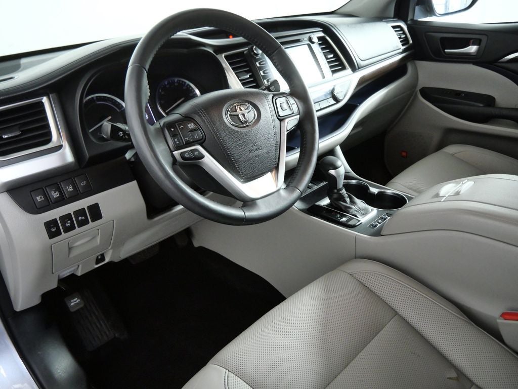 2016 Toyota Highlander Hybrid Limited Platinum