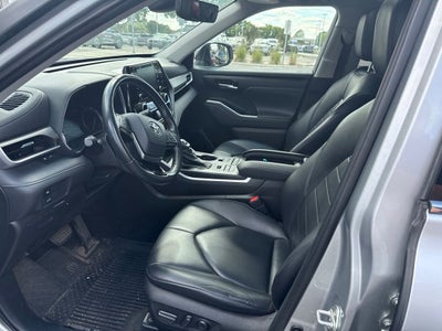 2020 Toyota Highlander XLE