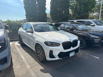 2023 BMW X4 xDrive30i