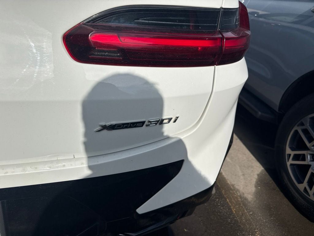 2023 BMW X4 xDrive30i