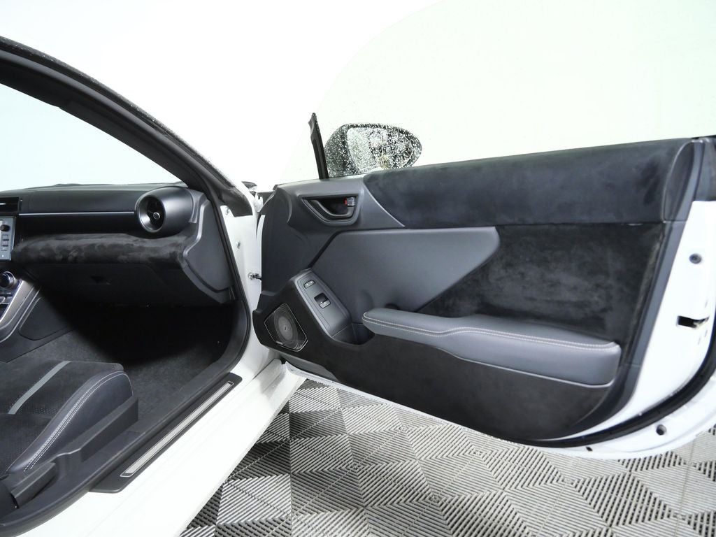 2025 Toyota GR86 Premium