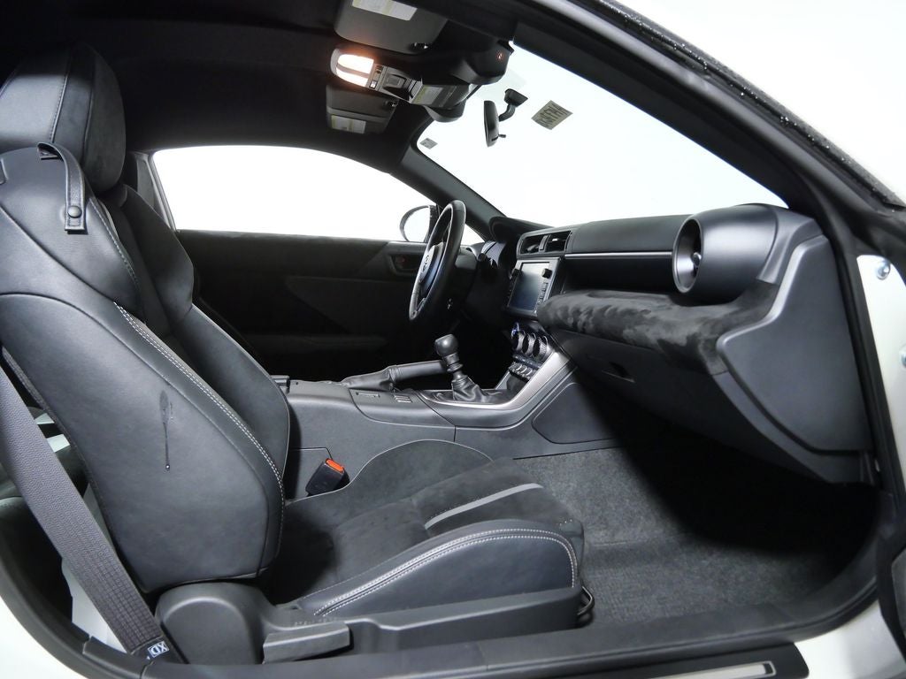 2025 Toyota GR86 Premium