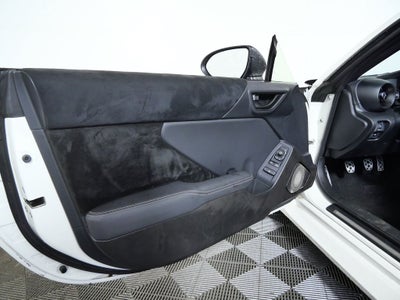 2025 Toyota GR86 Premium