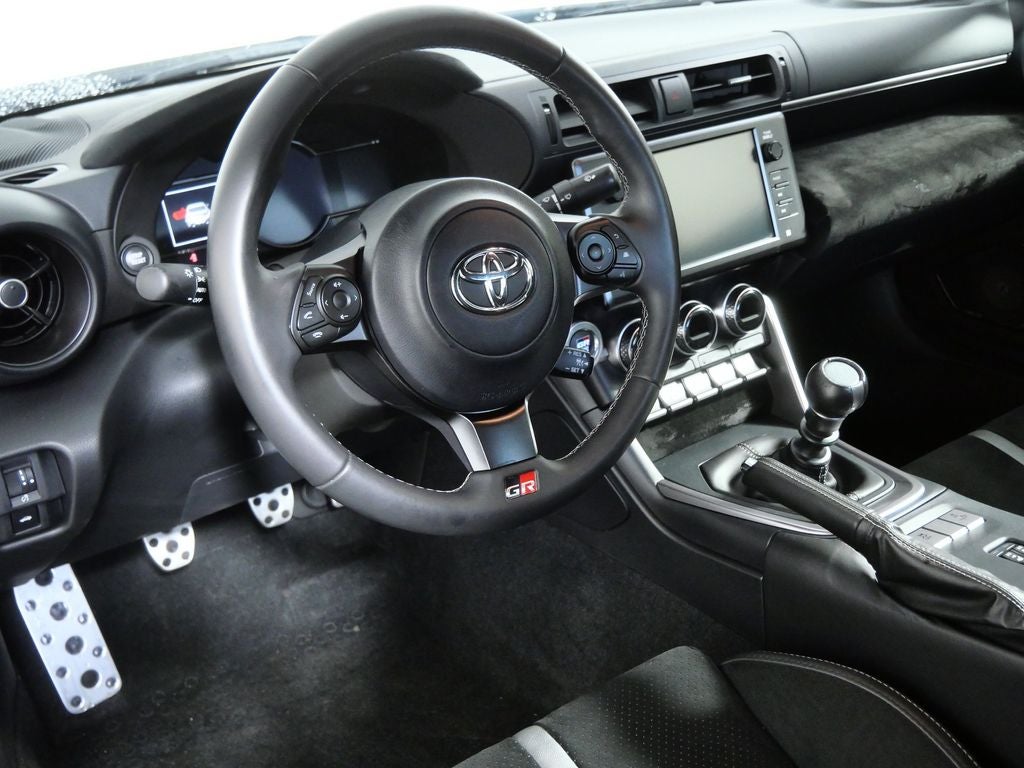 2025 Toyota GR86 Premium