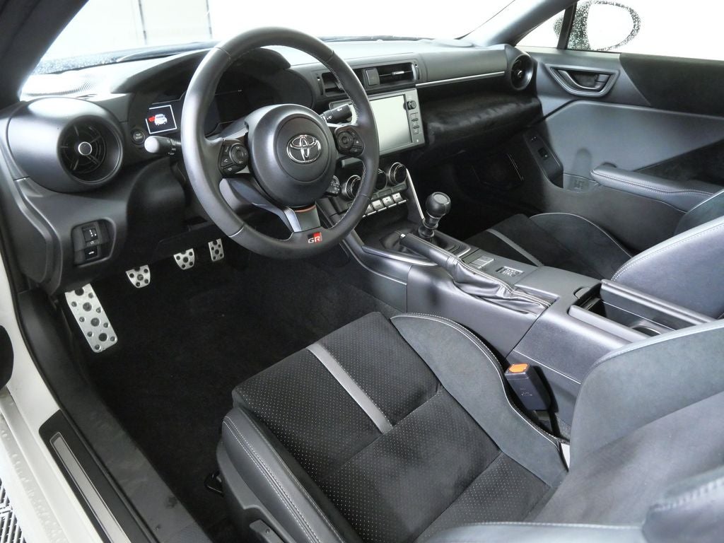 2025 Toyota GR86 Premium