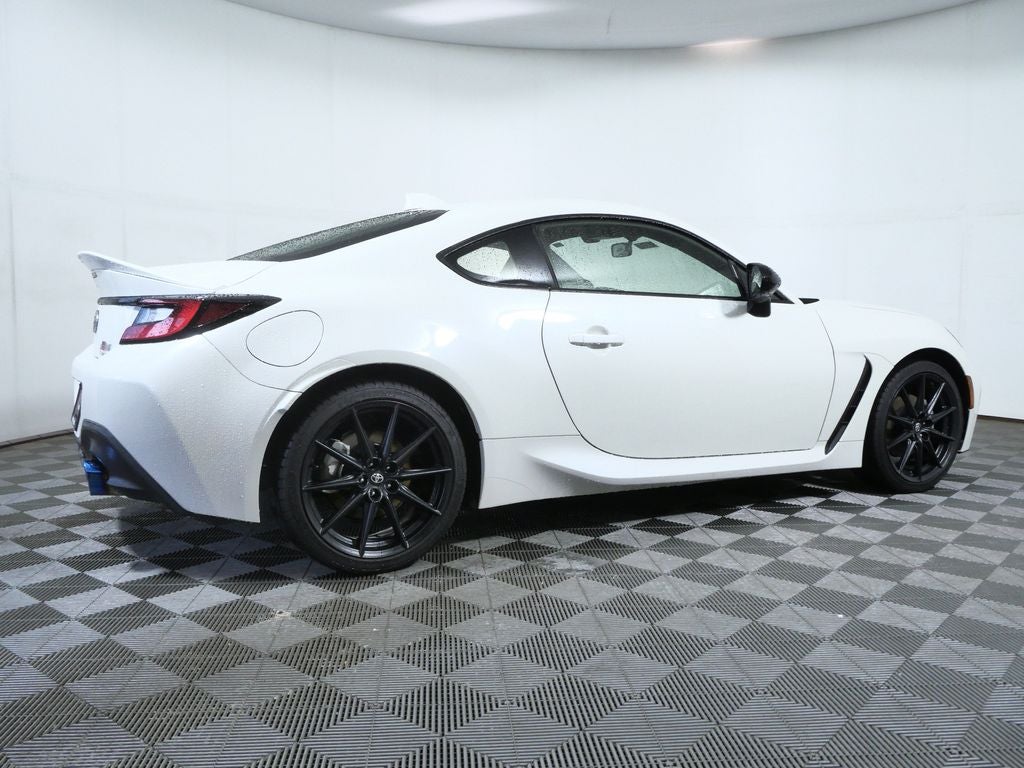 2025 Toyota GR86 Premium