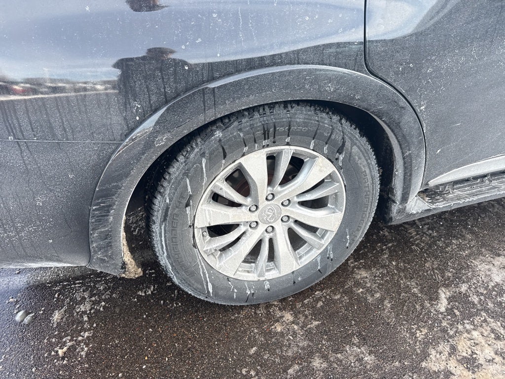 2016 INFINITI QX80 Base