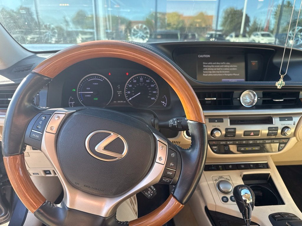 2013 Lexus ES 300h