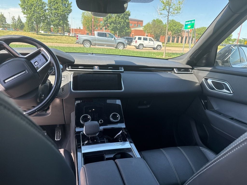 2022 Land Rover Range Rover Velar P250 R-Dynamic S