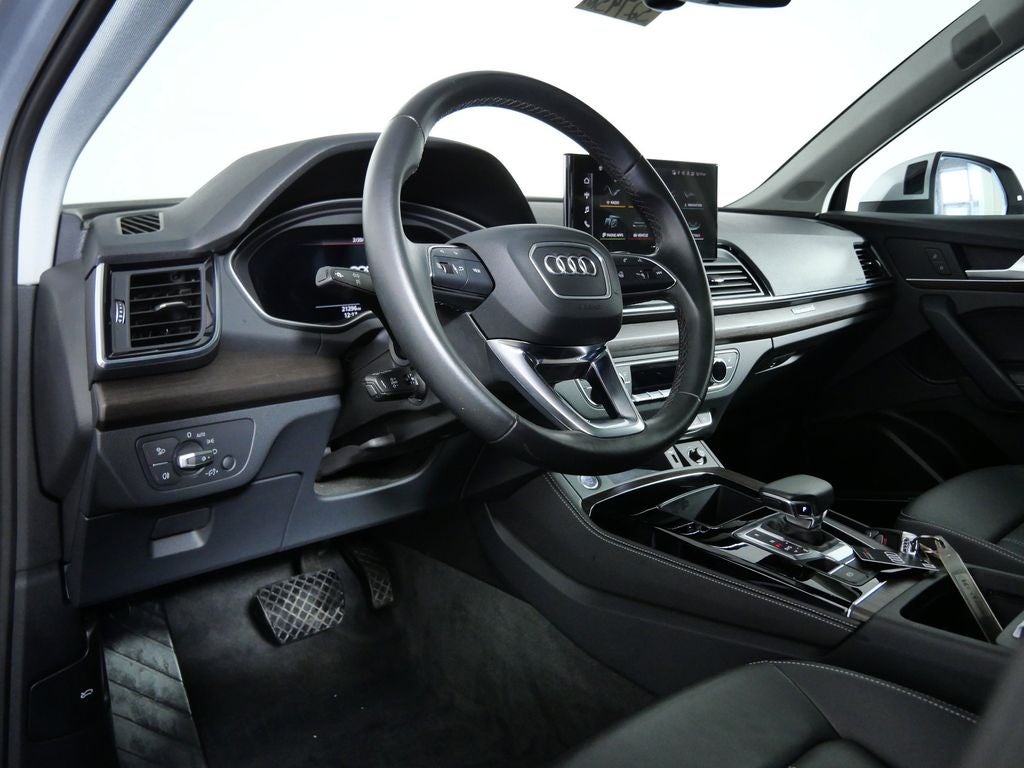 2022 Audi Q5 40 Premium Plus quattro