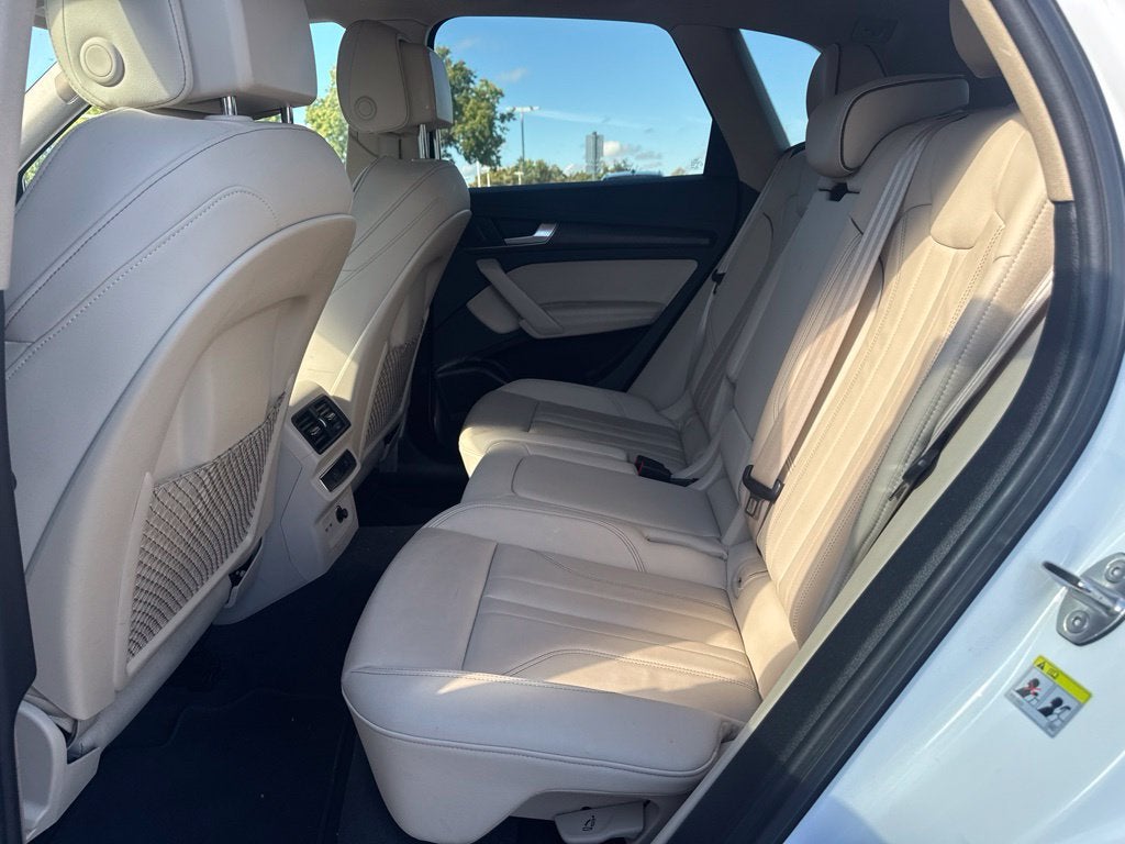 2024 Audi Q5 45 S line Premium quattro