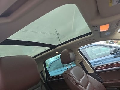 2013 Volkswagen Touareg VR6 FSI Lux