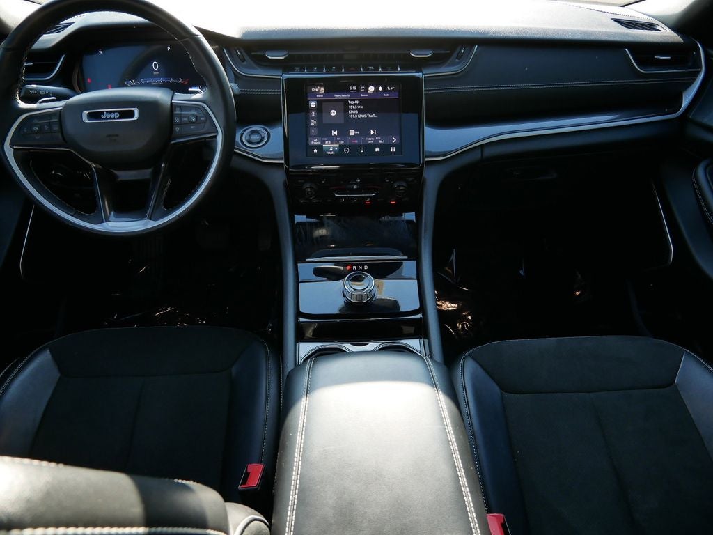 2022 Jeep Grand Cherokee Altitude