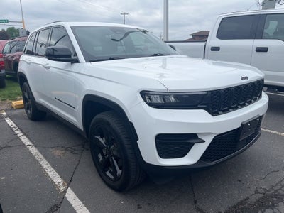 2022 Jeep Grand Cherokee Altitude