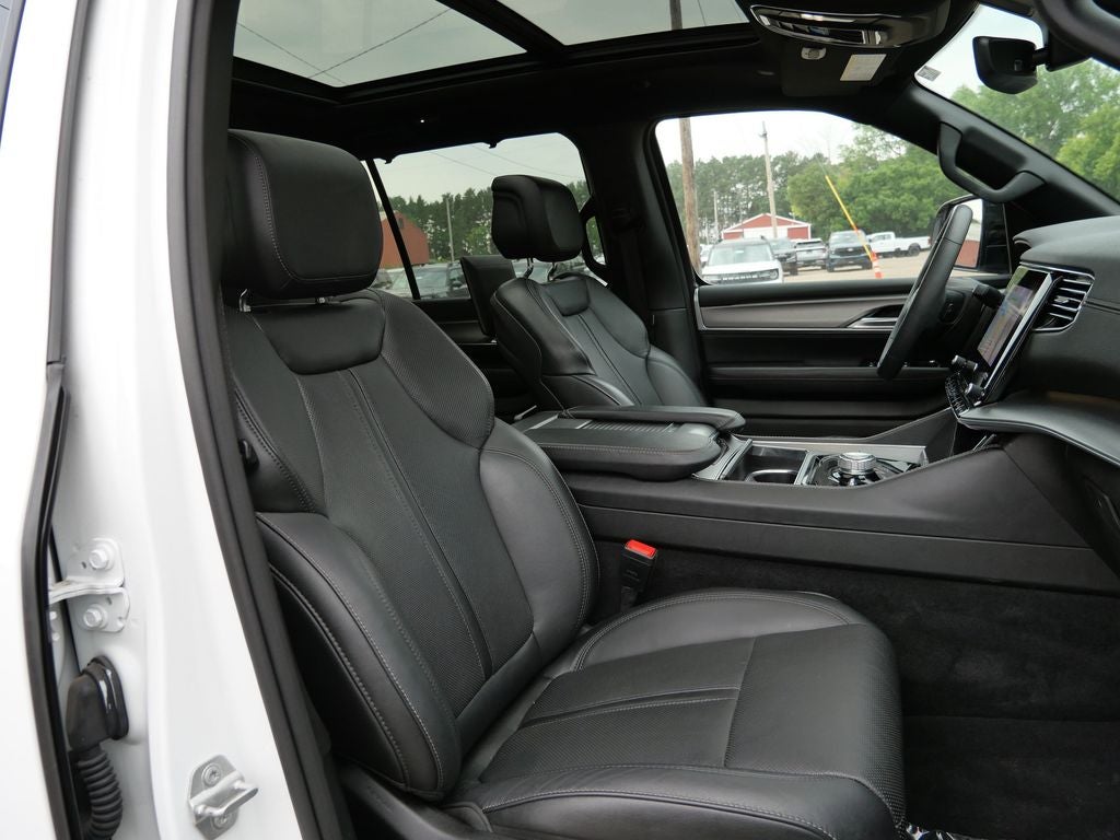 2023 Jeep Wagoneer Series II